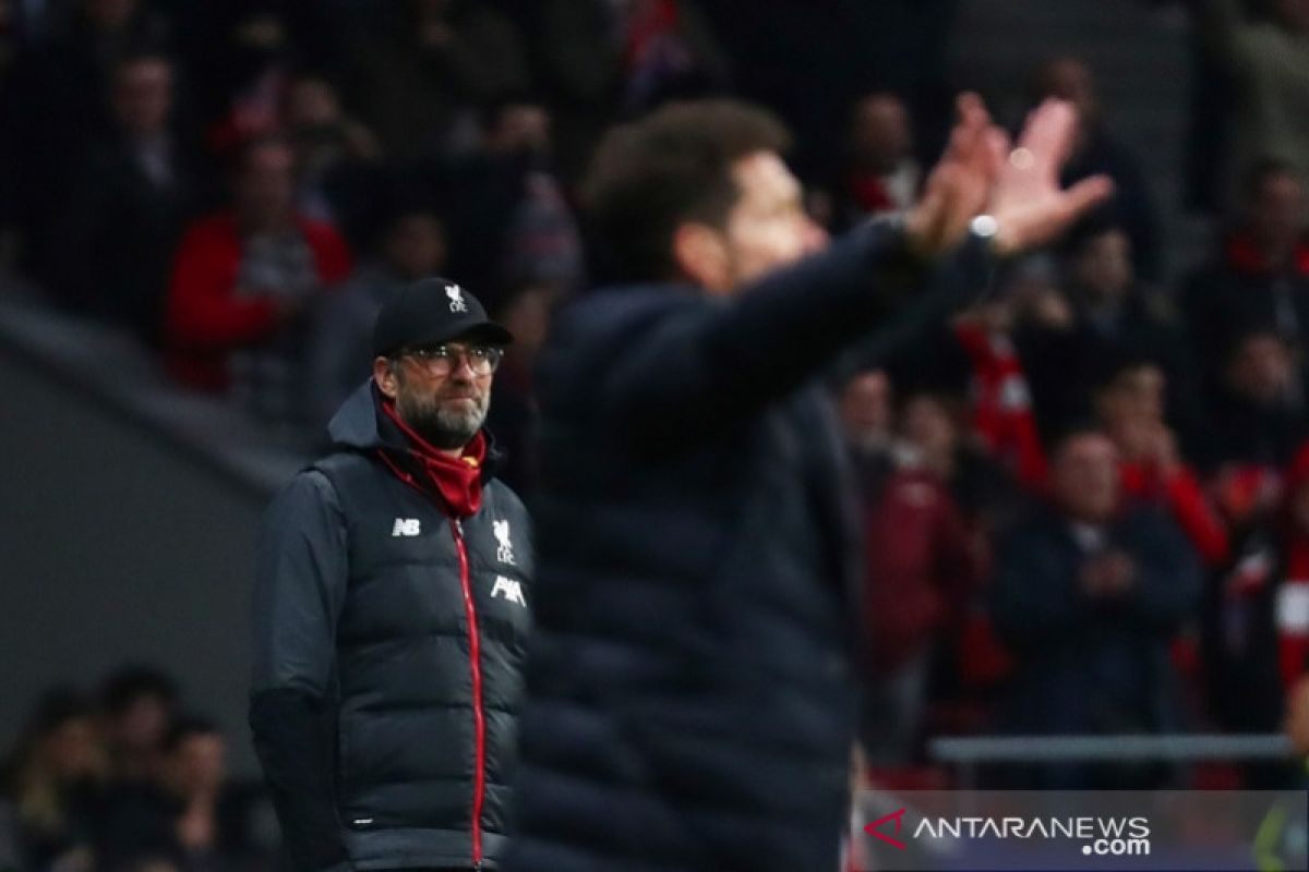 Klopp ogah tiru gestur Simeone untuk pancing semangat suporter