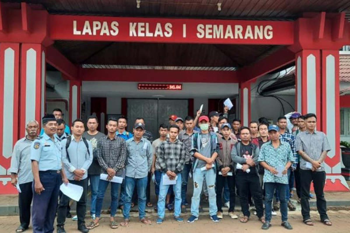 28 napi Lapas Kedungpane Semarang peroleh pembebasan bersyarat