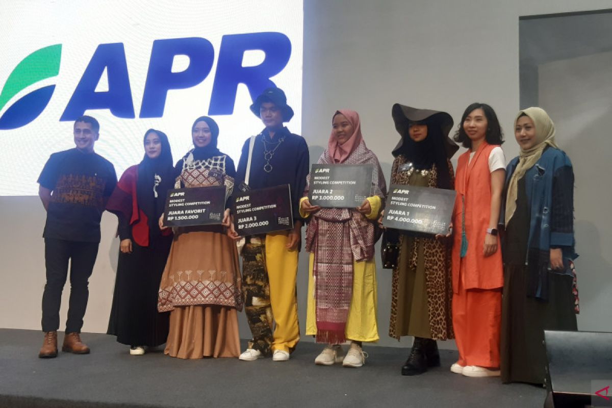 Video - Keseruan Irfan Hakim jadi juri APR Modest  Styling Competition