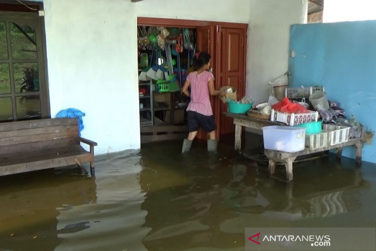 Ratusan rumah di Kudus terendam banjir