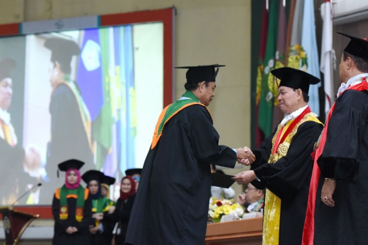 Wisudawan doktor USU meninggal 15 menit sebelum diwisuda