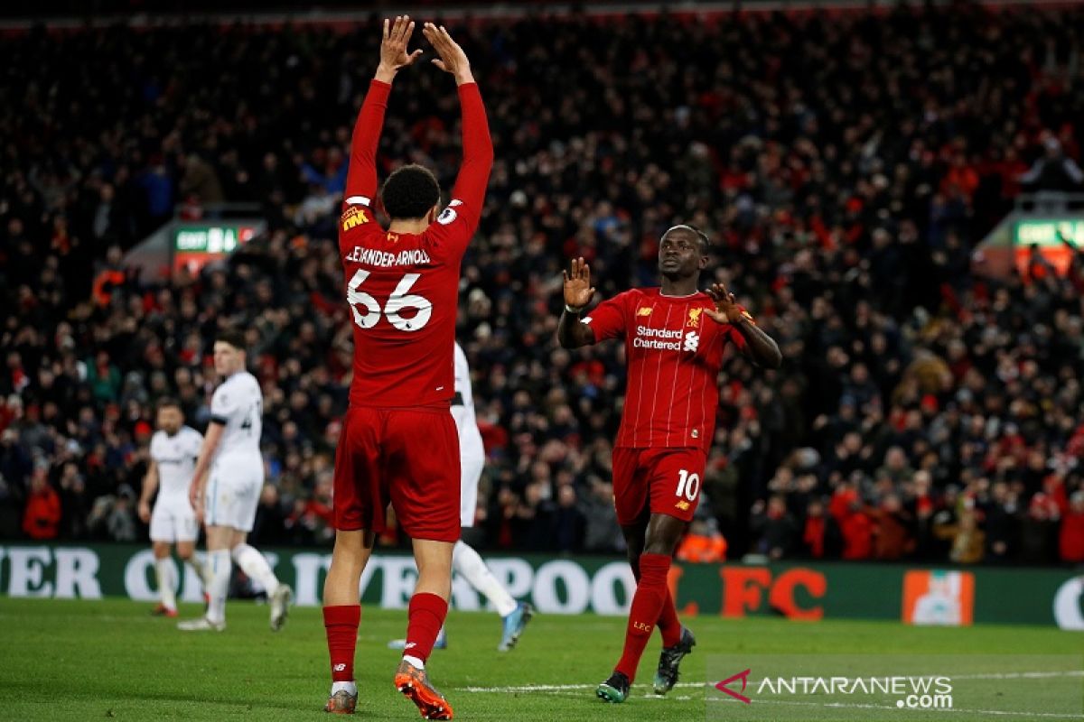 Liverpool taklukkan West Ham 3-2