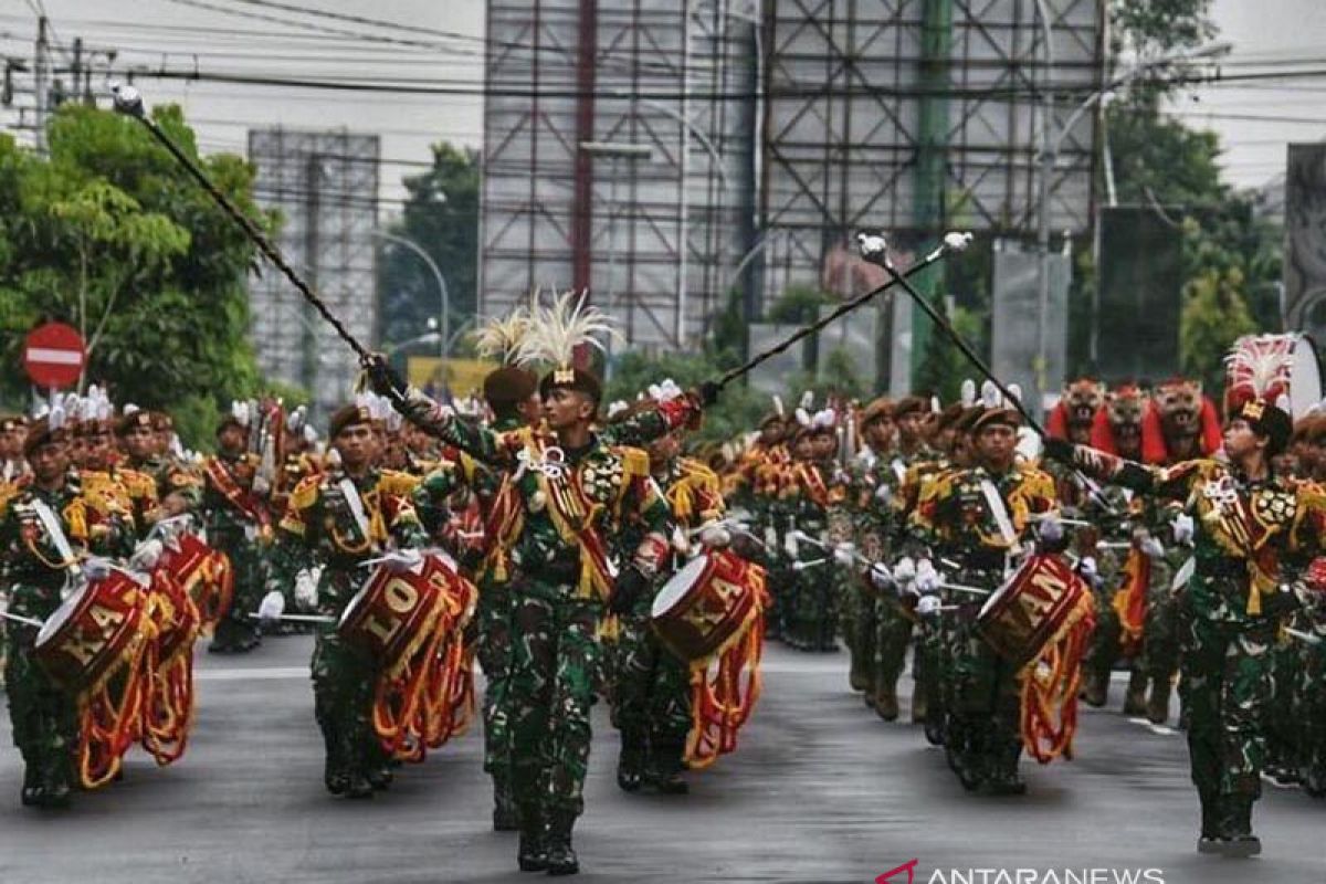 Telaah - Pesiar, waktunya hilir mudik taruna Akmil di penjuru Kota Magelang