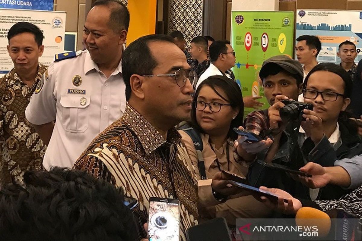 Menhub Budi Karya sebut bakal ada bandara baru di ibu kota baru