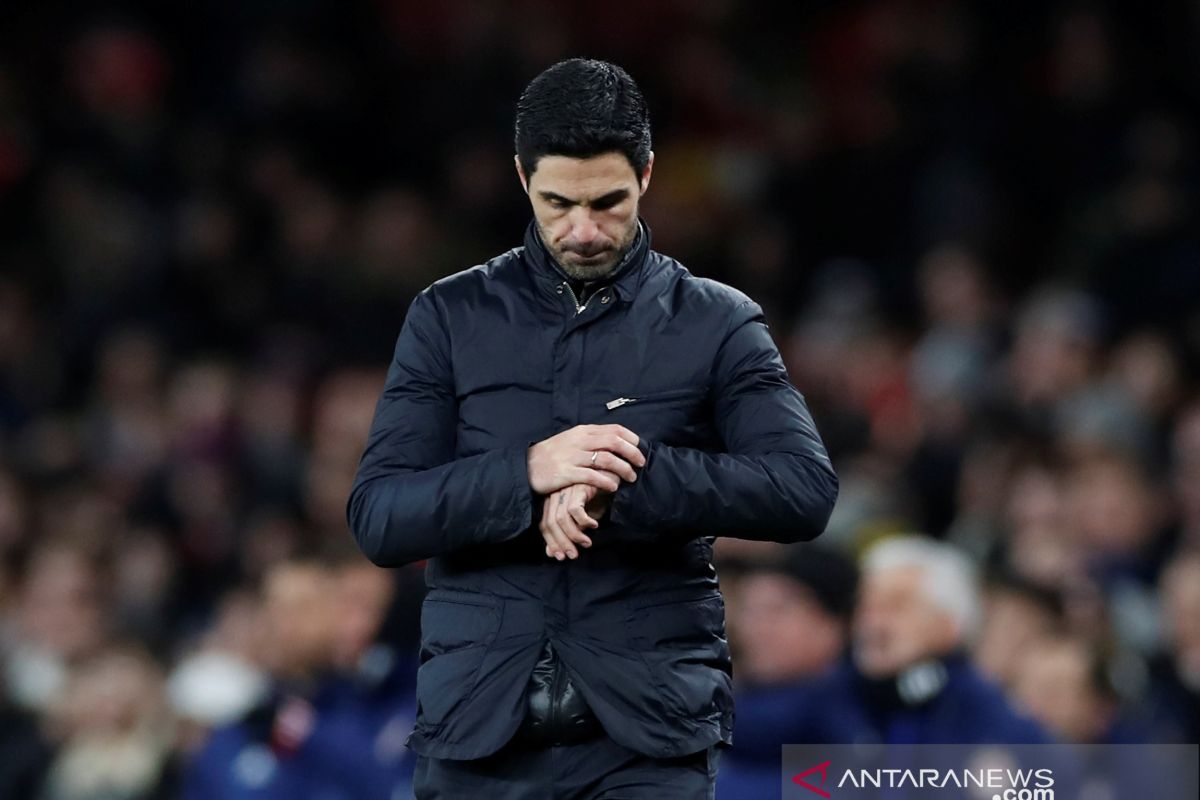 Pelatih Arsenal Arteta positif corona