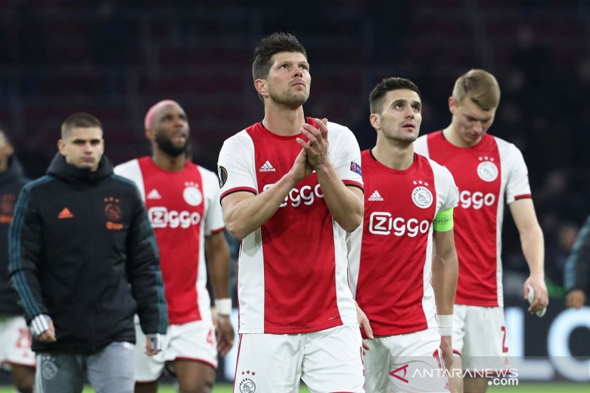 Kontrak Huntelaar selama satu musim lagi di Ajax