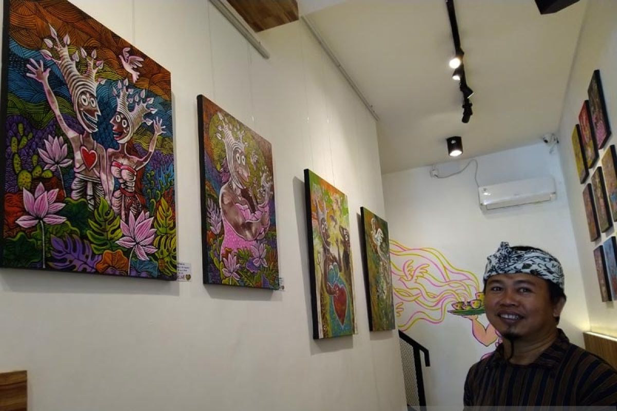 Pelukis asal Bali pameran tunggal  cinta lingkungan di Kota Magelang