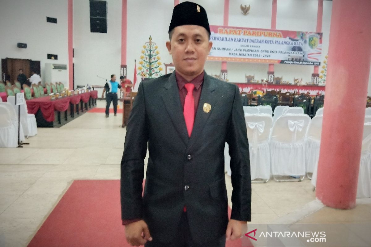 Legislator Palangka Raya ingatkan perusahaan tak telat bayar THR