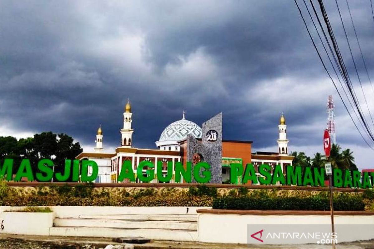 Menunggu rampung dan aktifnya Masjid Agung Pasaman Barat