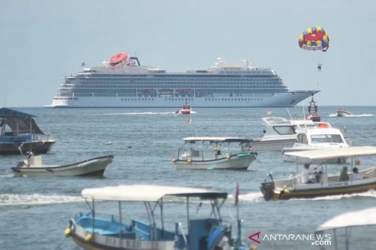 Kapal Viking Sun diizinkan bersandar di Lombok