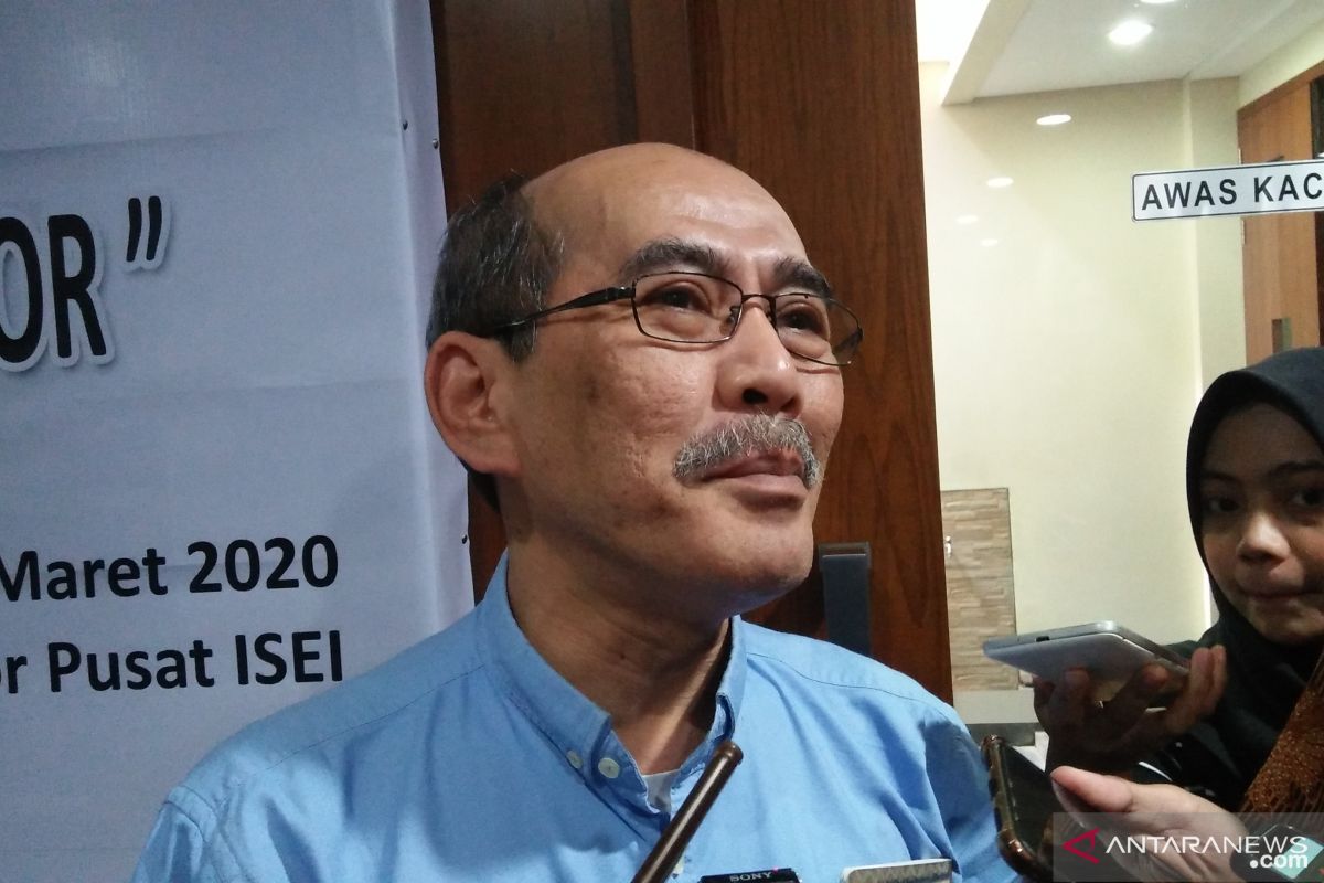 Ekonom pendiri Indef Faisal Basri meninggal dunia