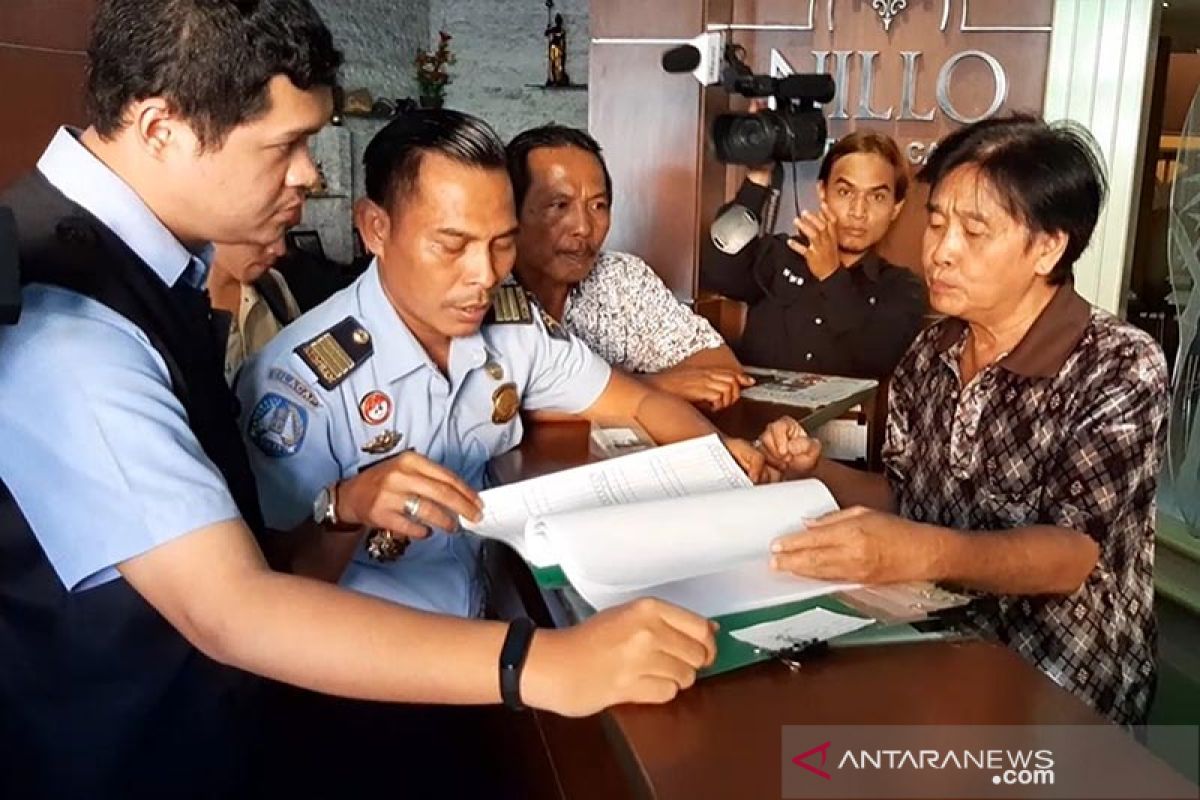 Petugas gabungan pantau keberadaan orang asing di Kebumen