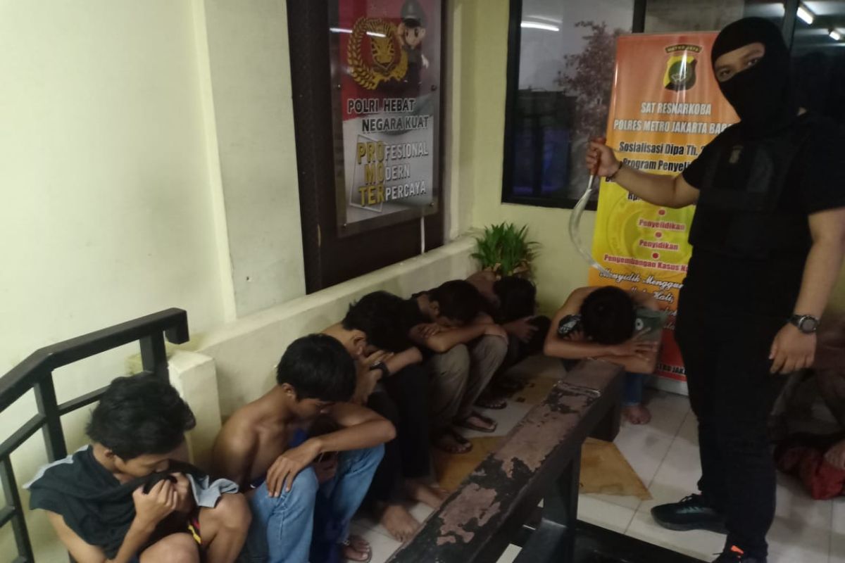 Tim Pemburu Preman tangkap delapan anggota gangster di Joglo