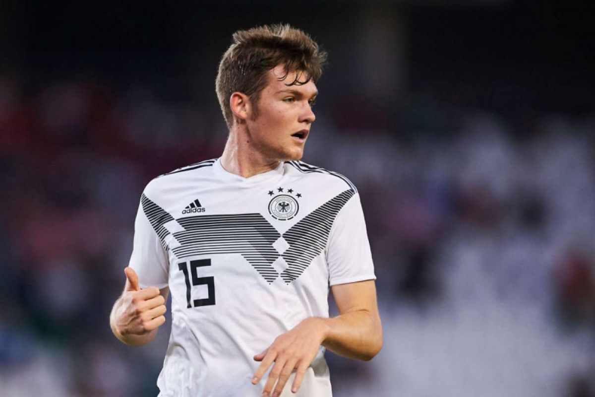 Luca Kilian jadi pemain Liga Jerman pertama yang positif COVID-19