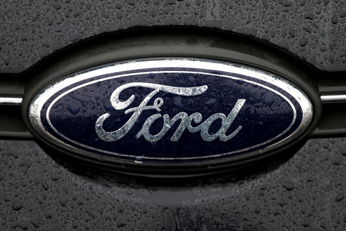 Ford tutup pabrik selama satu minggu