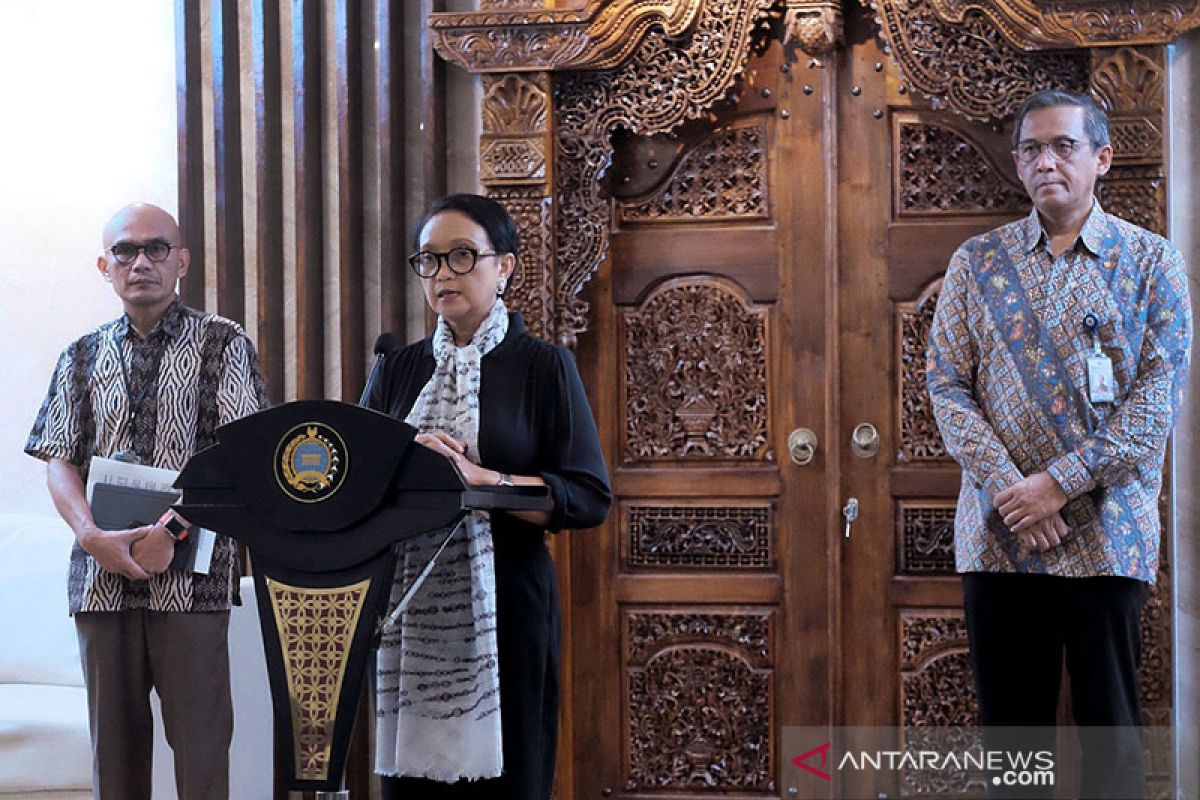 Foreign Affair Ministry confirms 122 Indonesians overseas contracted COVID-19