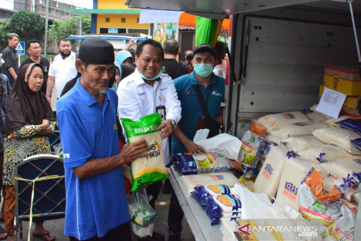 Jamin stok hingga Lebaran, Bulog serap produksi petani 1,2 juta ton beras