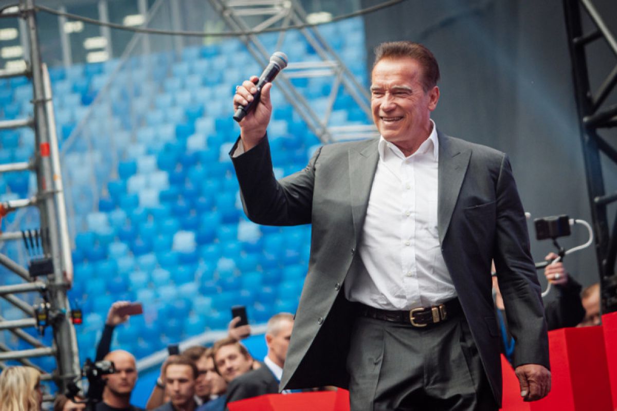 Kolaborasi Arnold Schwarzenegger dan TikTok untuk donasi hadapi corona