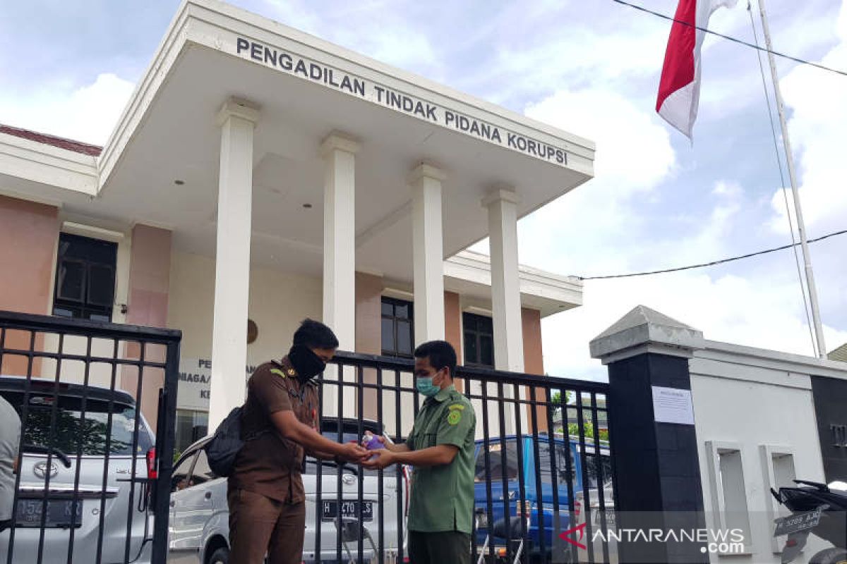 PN Semarang batasi pengunjung sidang cegah penularan COVID-19