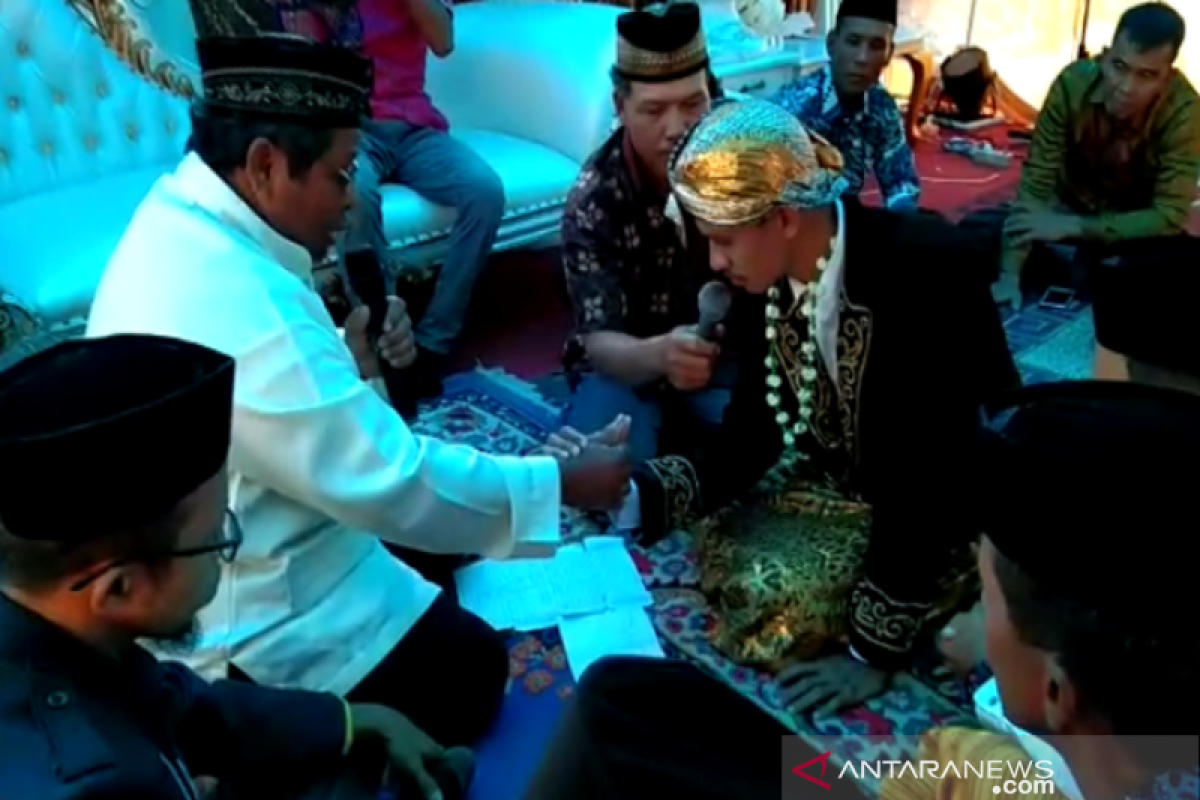 Kemenag sebut Akad nikah saat wabah COVID-19, cukup dihadiri 10 orang