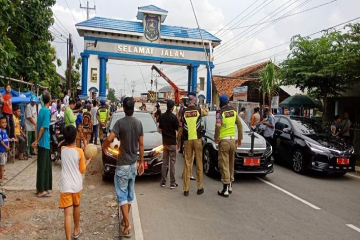 Berlakukan karantina wilayah terbatas, Pemkot Tegal tutup 35 ruas jalan