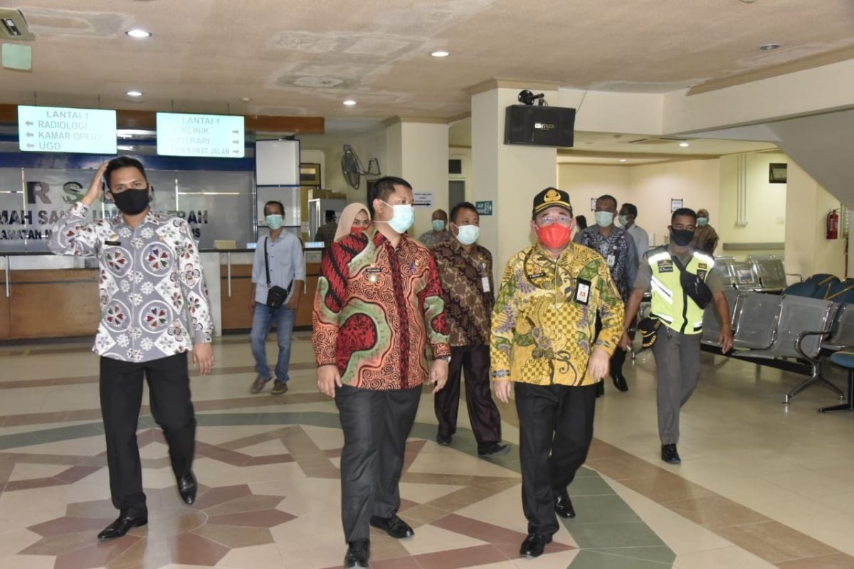 Tinjau RSUD Mandau, Ini harapan Plh Bupati Bengkalis