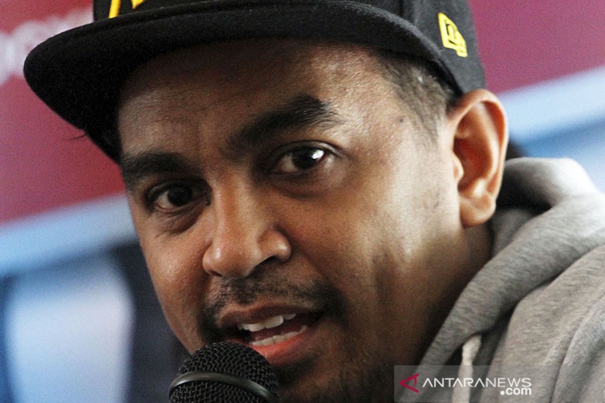 Glenn Fredly, penyanyi dan pencipta lagu paling romantis