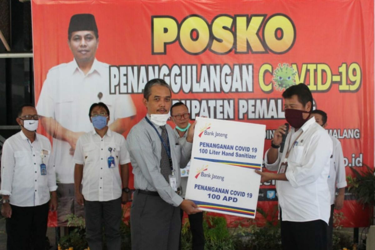 Bank Jateng Pemalang berikan bantuan APD dan hand sanitizer