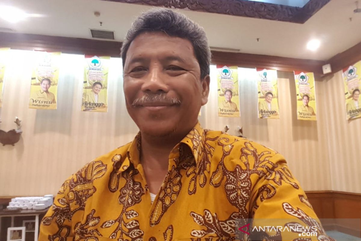 245 kader Partai Golkar sumbangkan gajinya selama tanggap darurat COVID-19