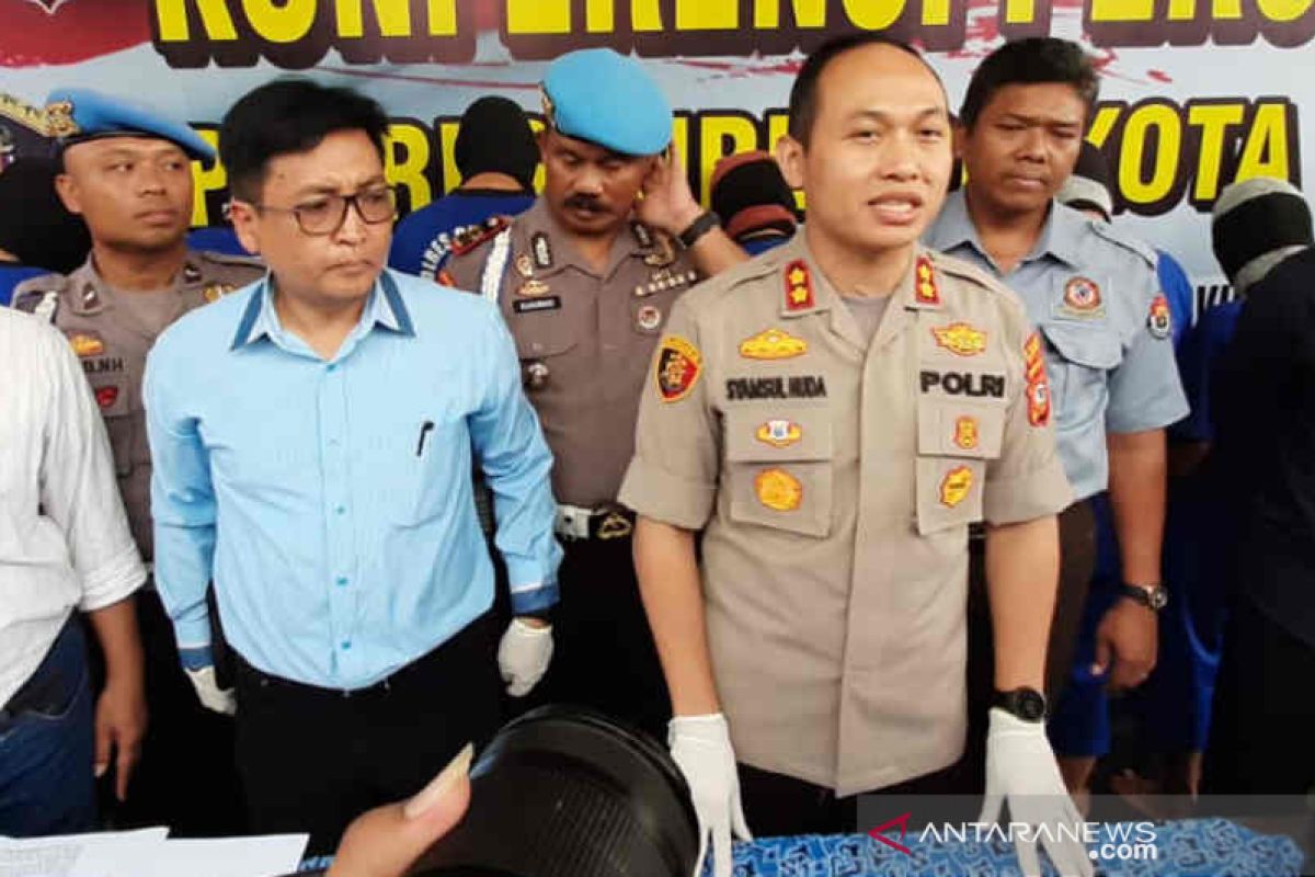 Polisi tembak pencuri karena melawan petugas