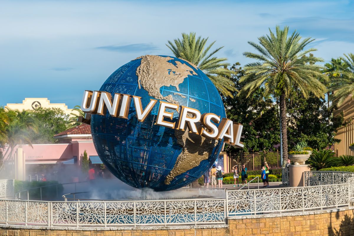 Universal Studios Japan kembali dibuka untuk warga lokal