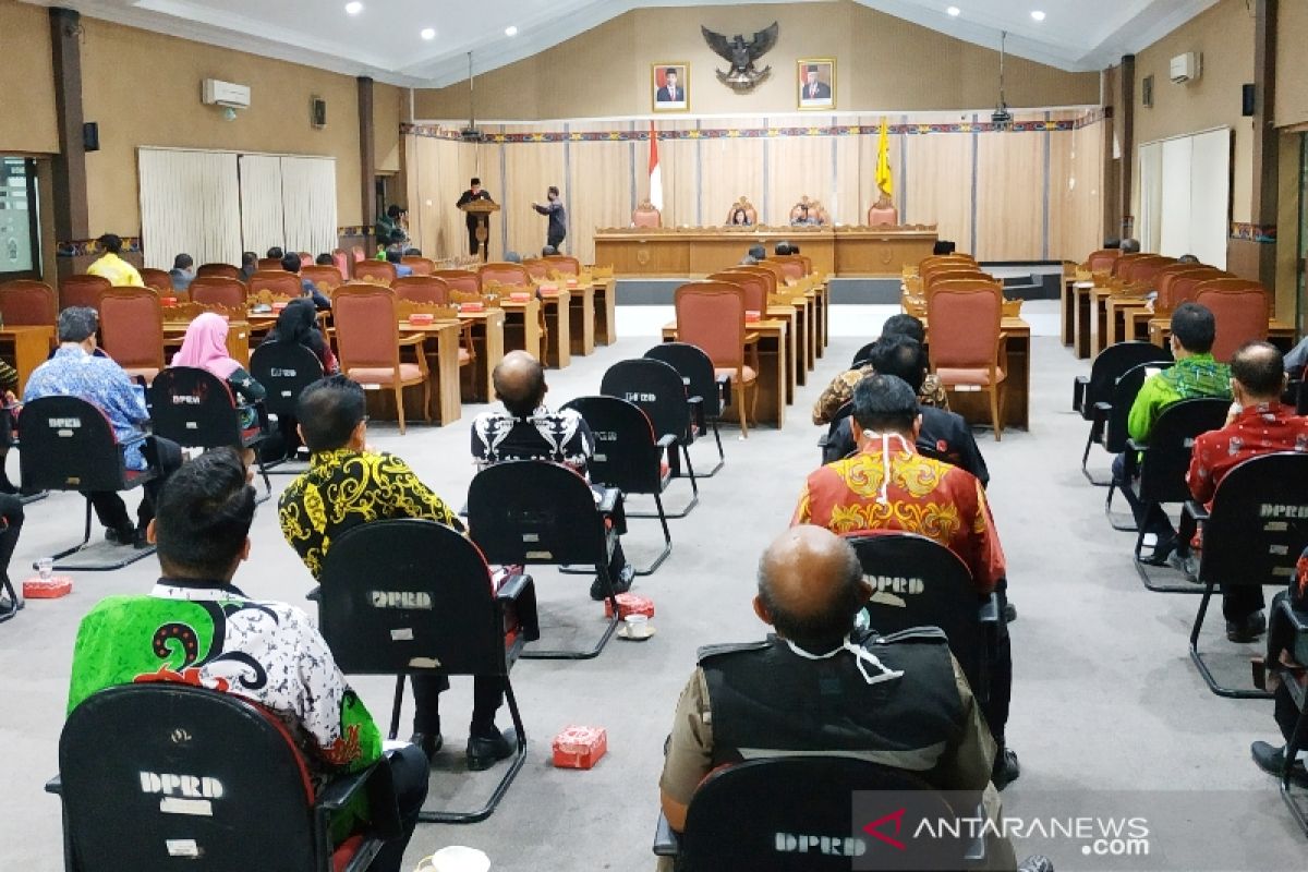 DPRD Kotim manfaatkan teknologi komunikasi untuk kemudahan tugas