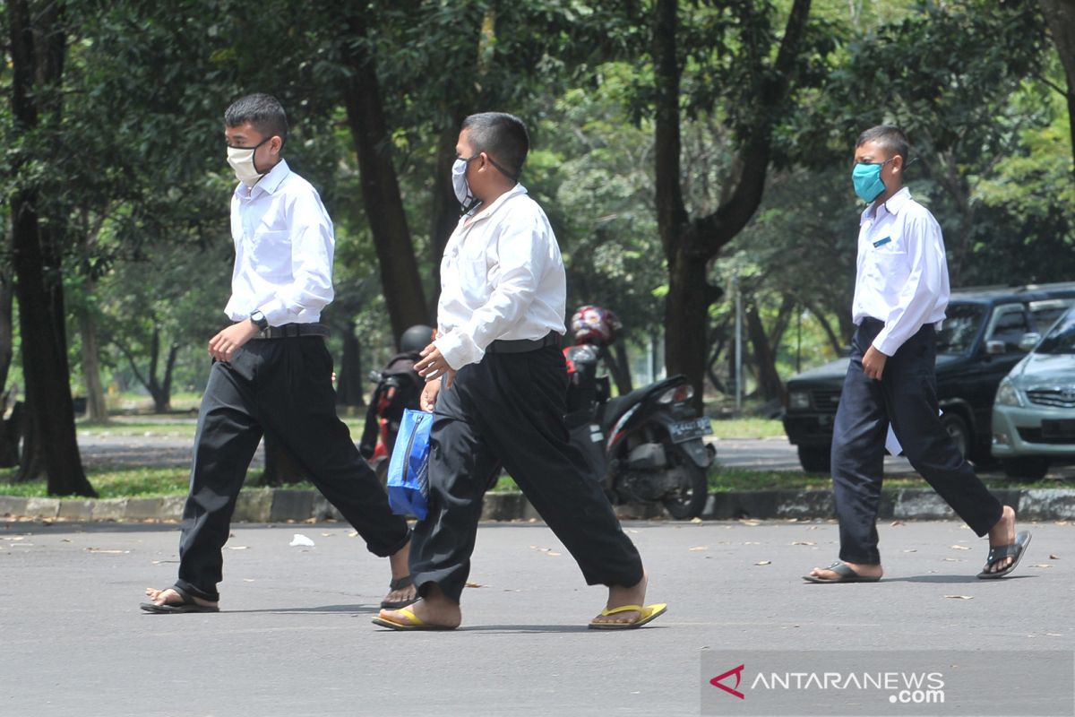 Ponpes Gontor sementara larang santri naik kendaraan umum