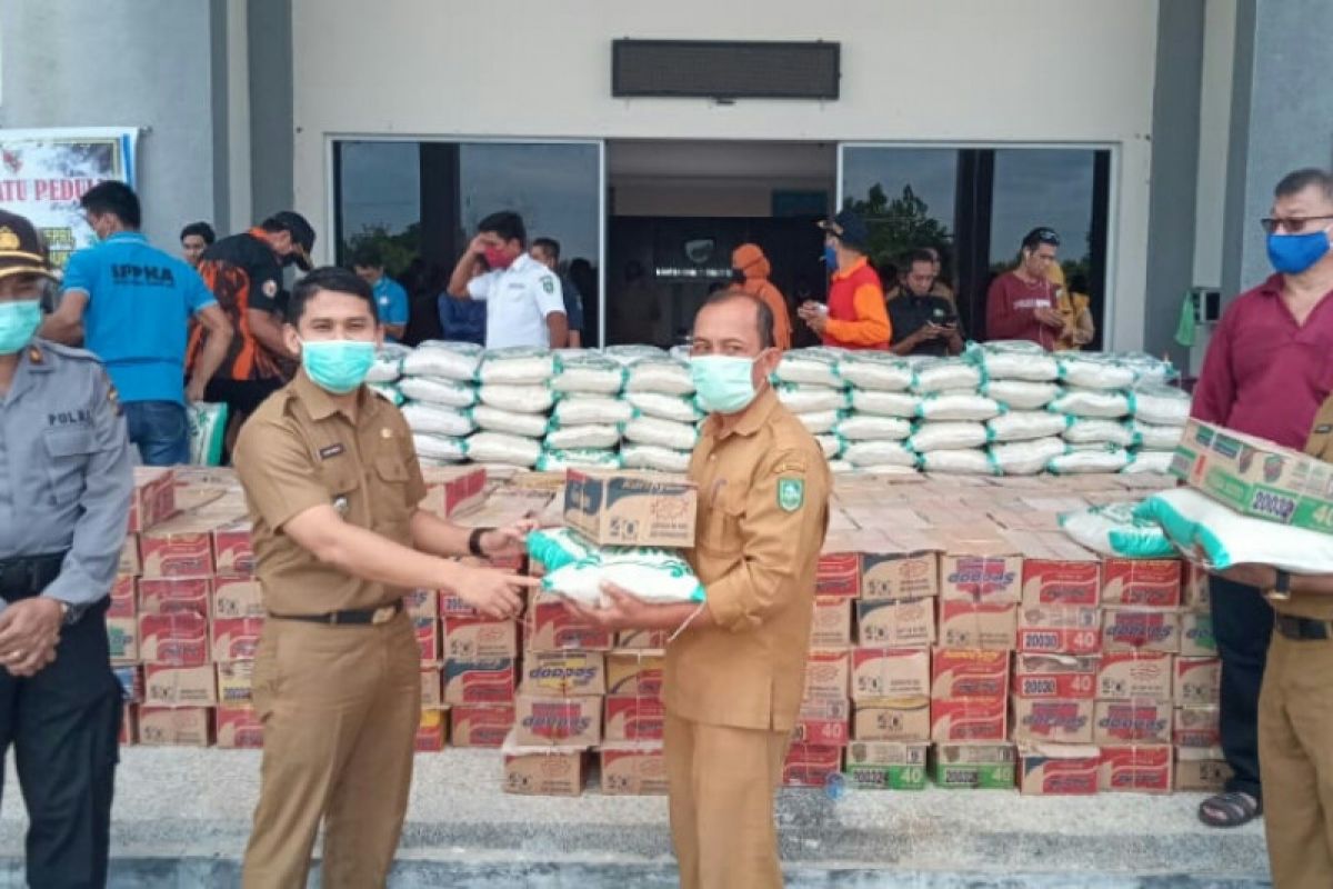 Warga Tionghoa Bukit Batu Bengkalis bantu 630 paket sembako ke masyarakat