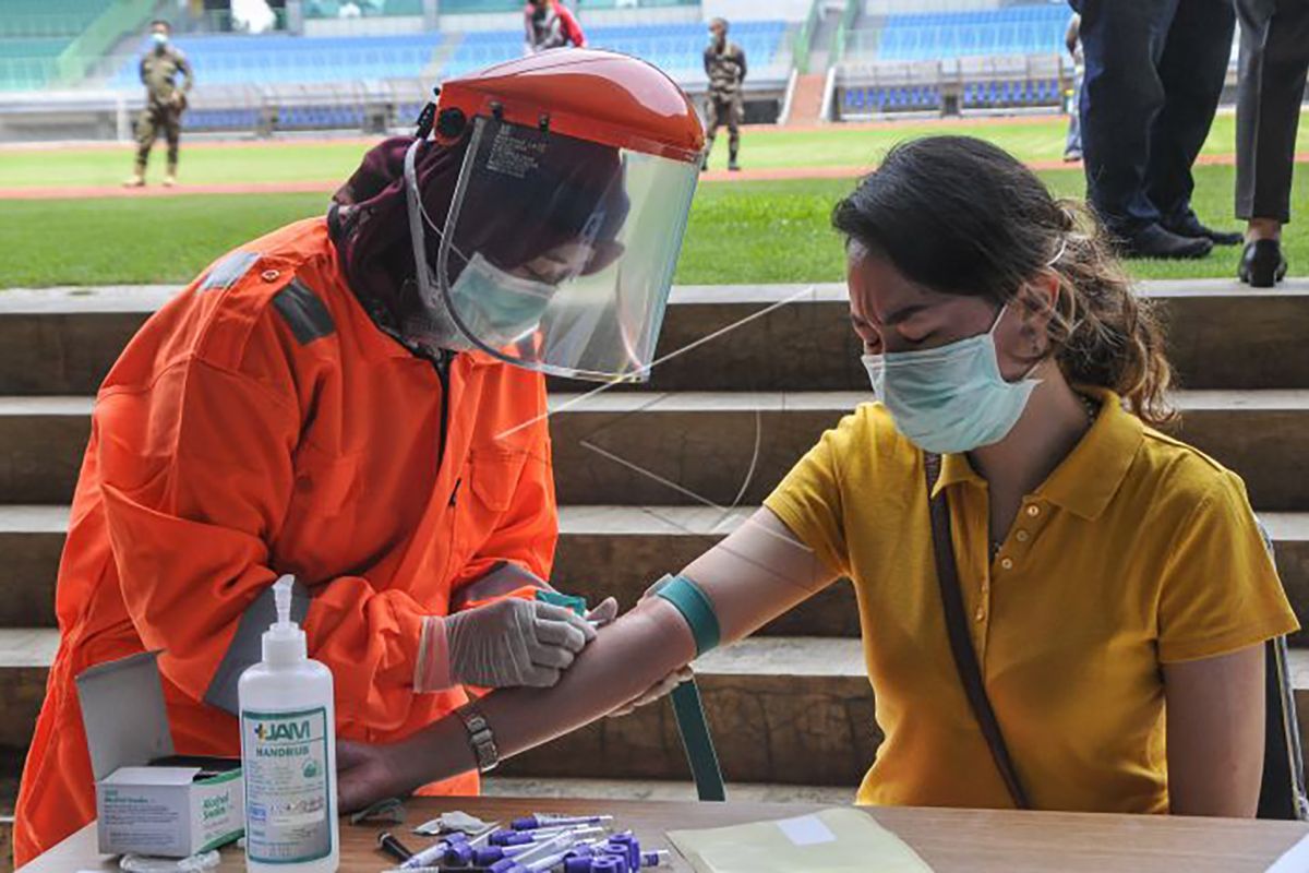 'Rapid test' tenaga kesehatan di Kalteng mulai reaktif