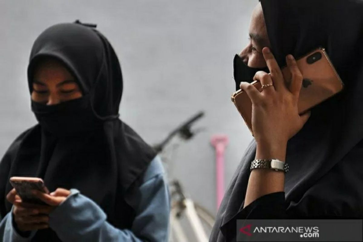 Hari ini, Kominfo resmi berlakukan aturan IMEI selular