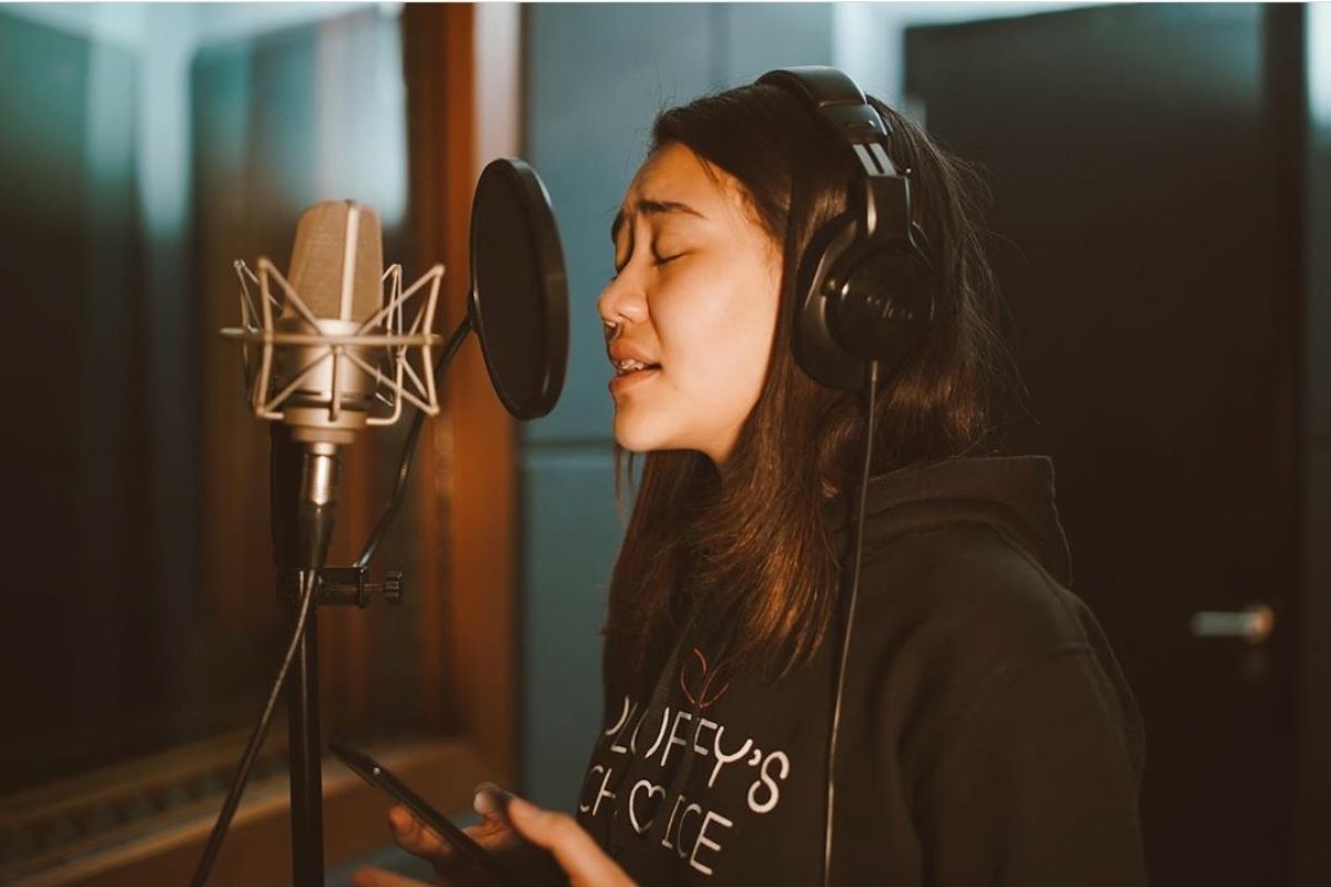 Aaliyah Massaid rilis lagu "Saling Peduli" untuk bantu penanganan corona