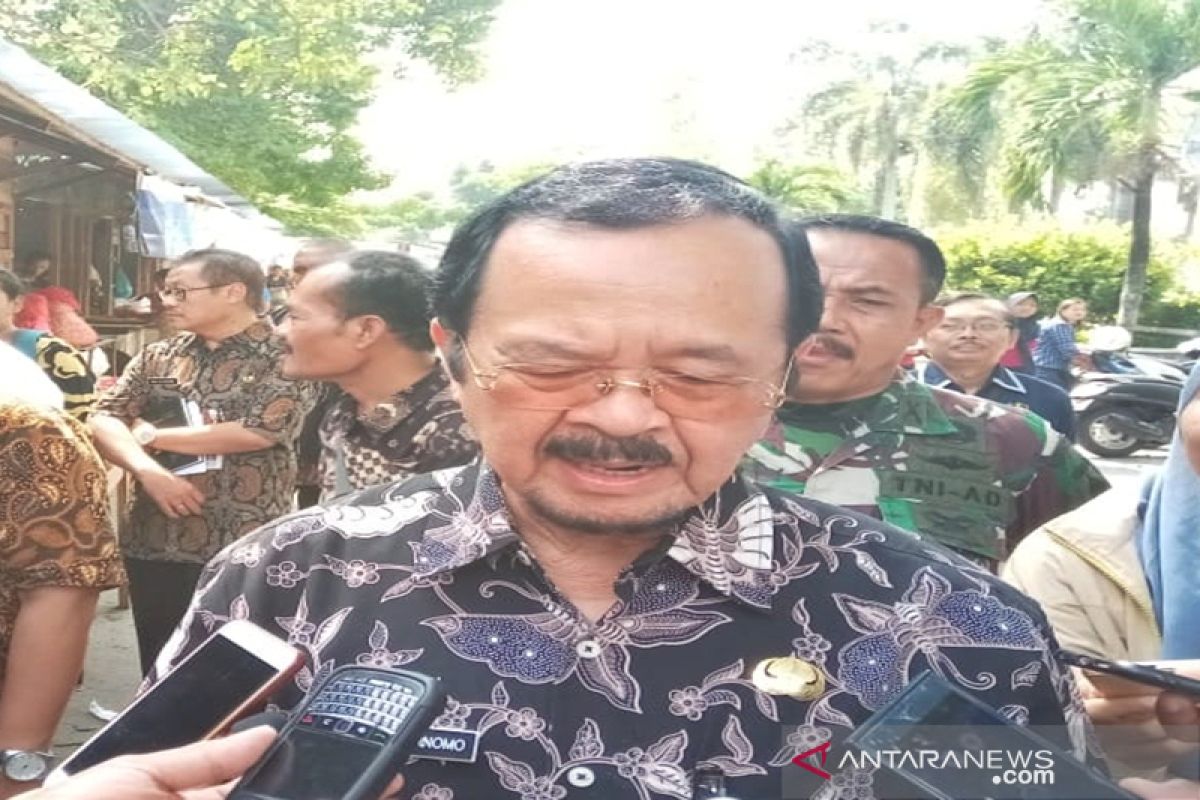 Purnomo mengundurkan diri  dari pencalonan Pilkada Surakarta