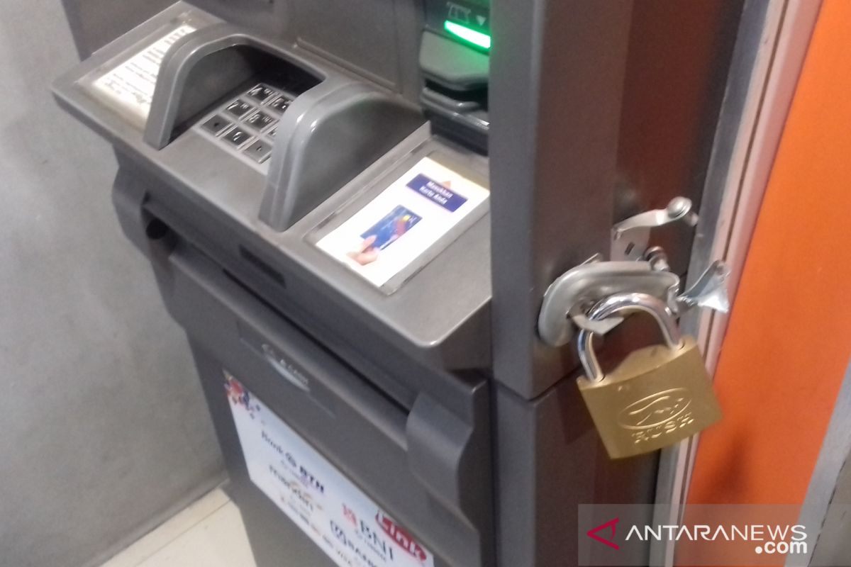 Gembok ATM di Jalan Kuantan Raya Pekanbaru dibobol