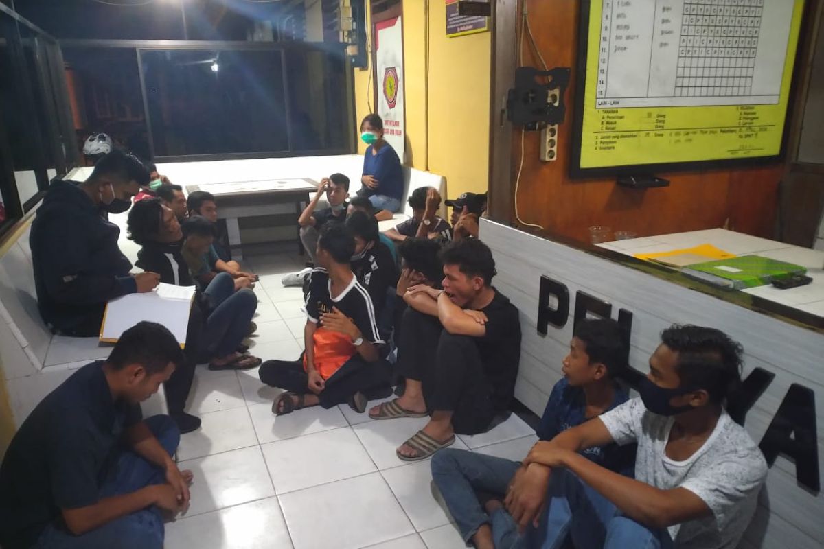 Malam Ramadhan, polisi Pekanbaru gulung 29 pemuda terlibat tawuran