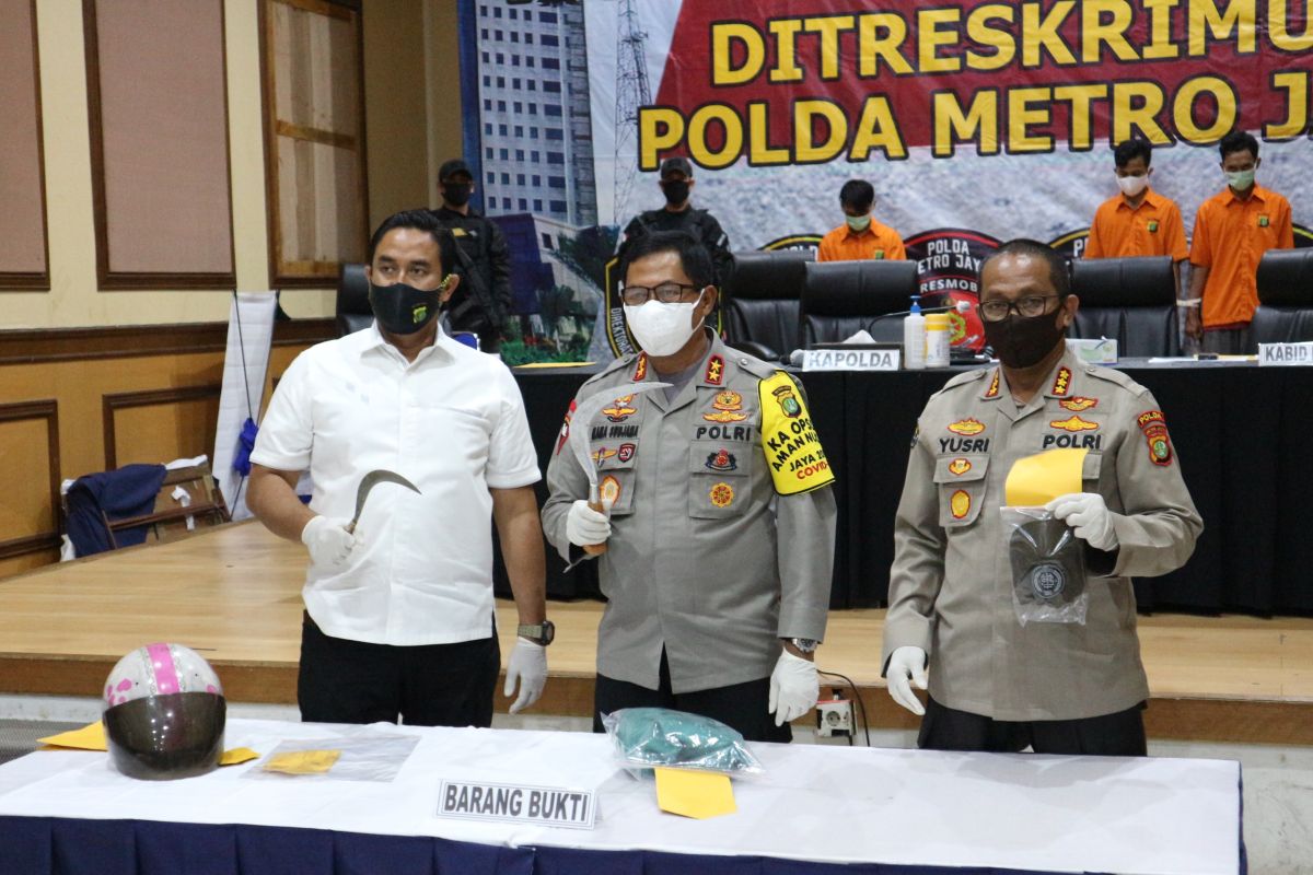 Perampok minimarket bersenjata tajam ditembak mati