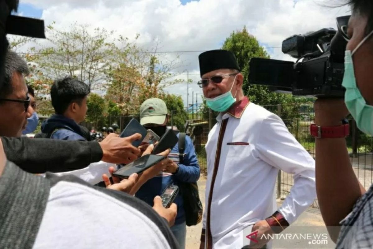 Dalam perawatan COVID-19, Wali Kota Tanjungpinang meninggal