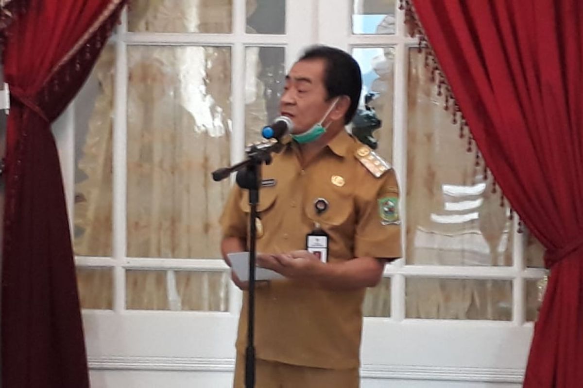 Bupati Banjarnegara minta warga ber informasi riwayat perjalanan