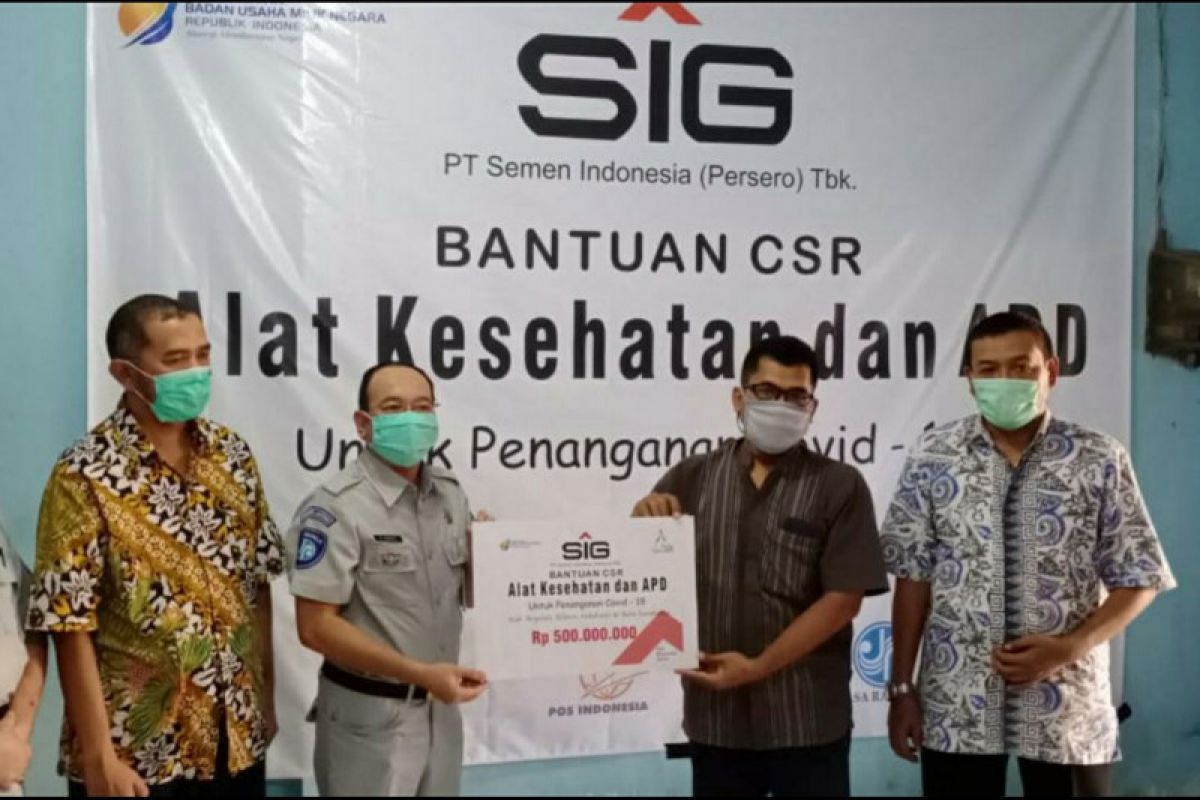 SIG bersama Satgas Bencana Nasional BUMN Jateng serahkan bantuan alkes dan APD