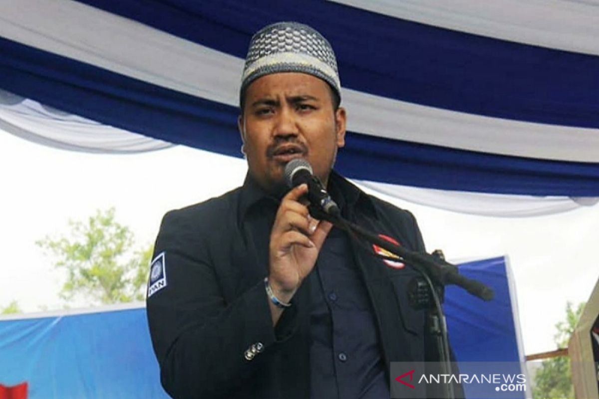 Legislator ajak masyarakat saling membantu di tengah pandemi COVID-19