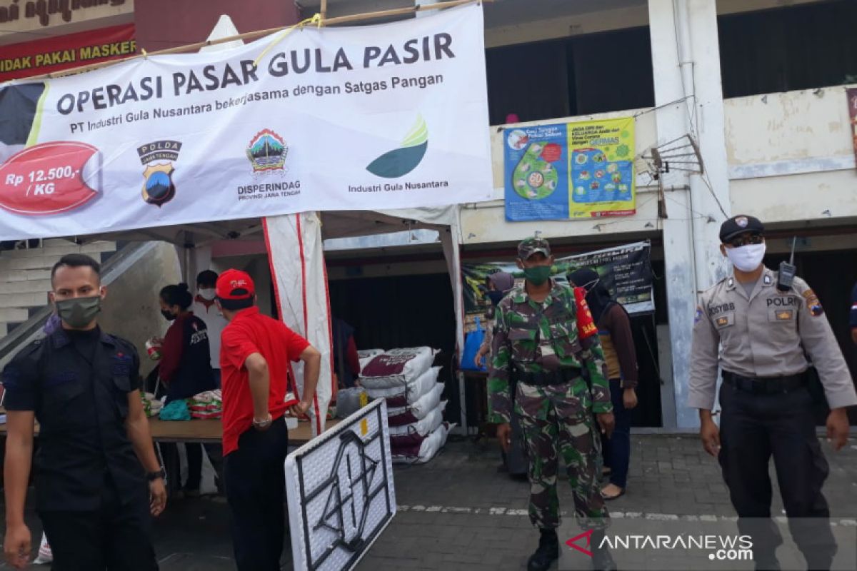 Pemkot Surakarta jual gula pasir Rp12.500/kg