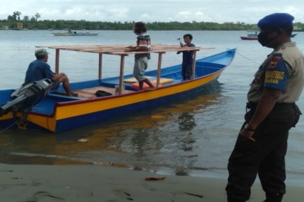 Polair Polres Nabire imbau warga mencegah penyebaran COVID-19