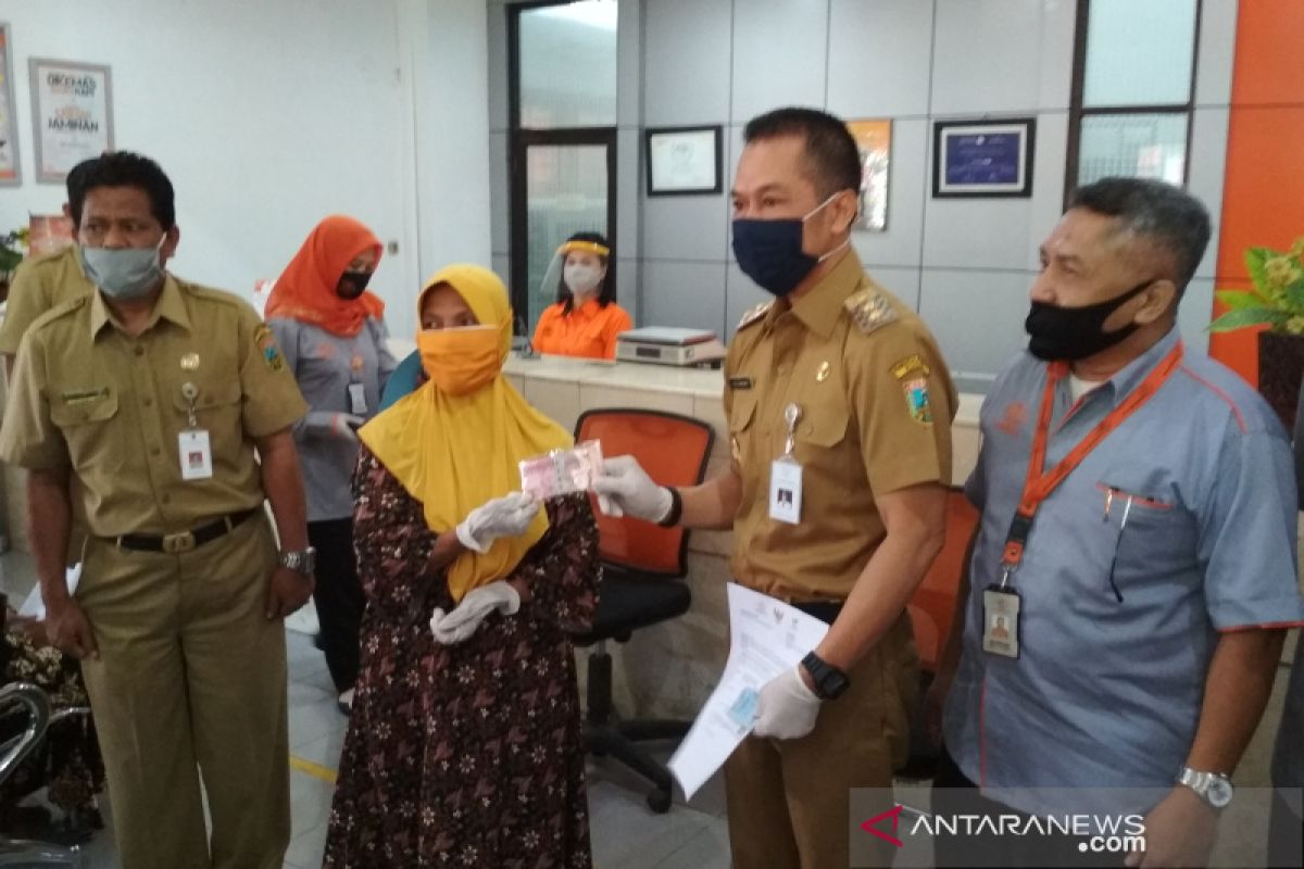 1.069 warga Kudus terima bantuan sosial tunai