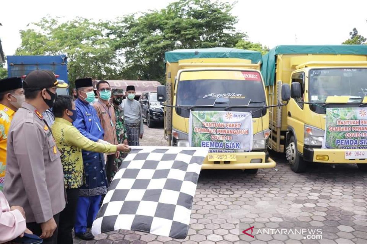 PSBB diberlakukan, Pemkab Siak langsung salurkan sembako dan BLT