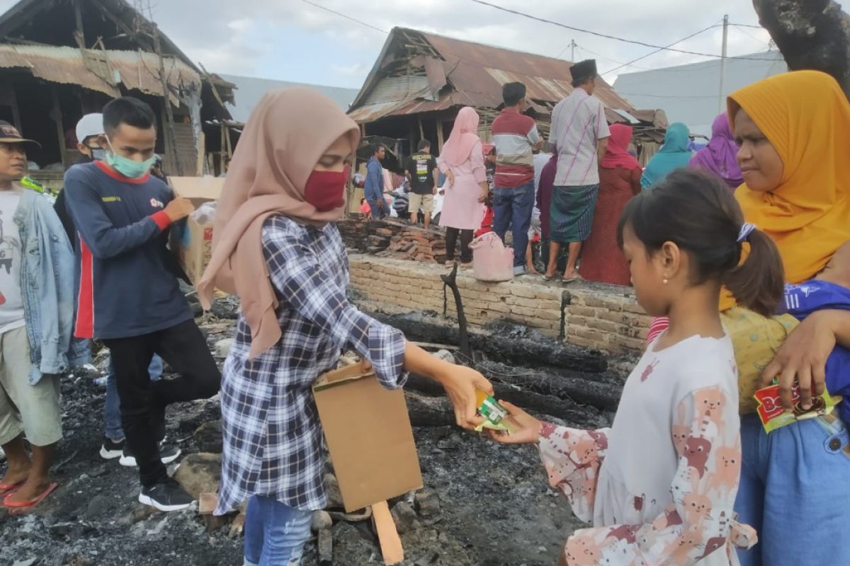 Patut ditiru! SMKN di NTB ini rayakan kelulusan sisihkan uang Rp10 ribu persiswa untuk bantu warga miskin